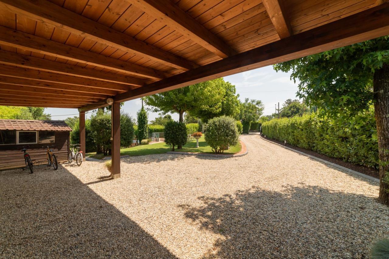 Casa Del Merlo SantʼAndrea di Compito Exteriör bild